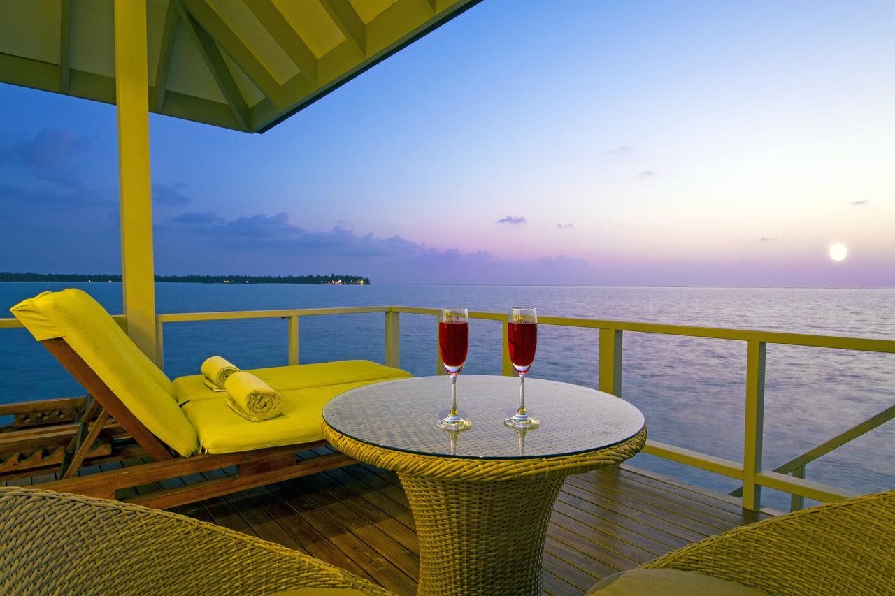 Summer Island Maldives Resort Reethi Rah Kültér fotó