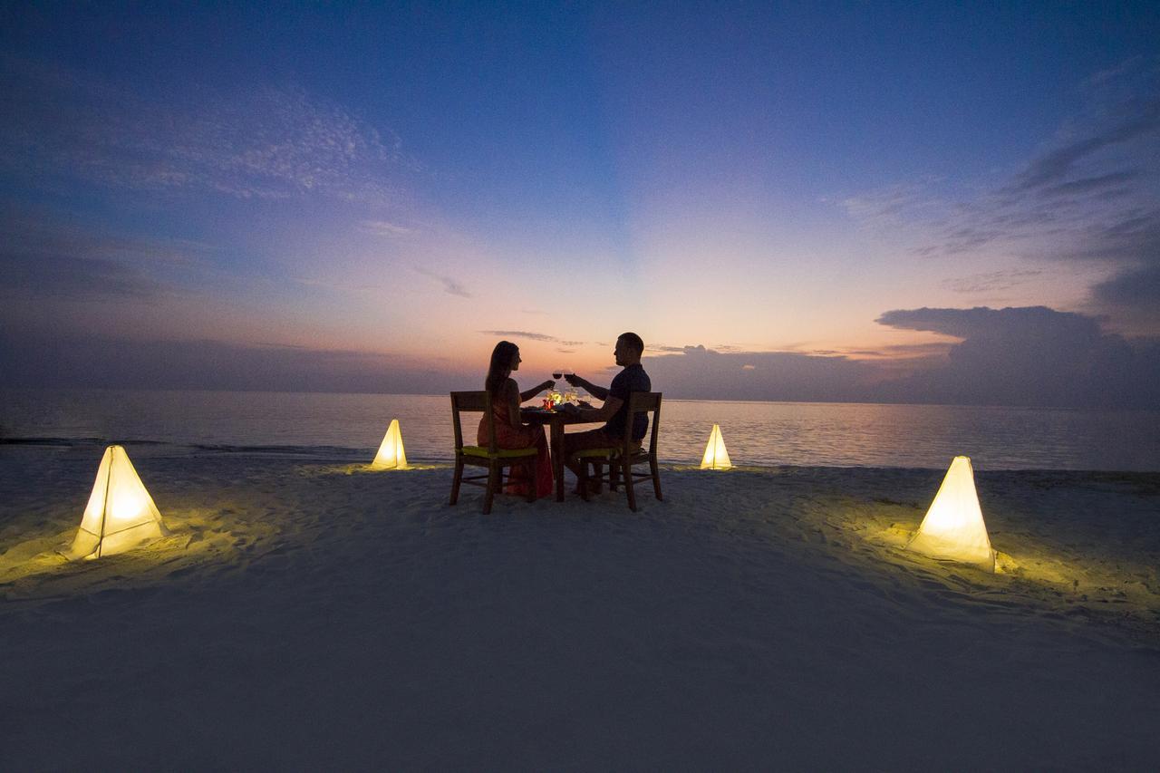 Summer Island Maldives Resort Reethi Rah Kültér fotó