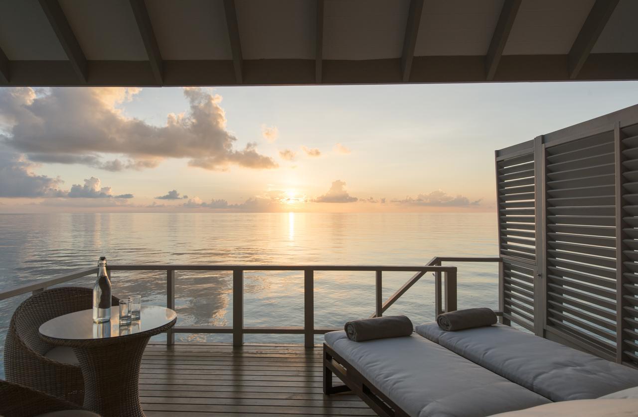 Summer Island Maldives Resort Reethi Rah Kültér fotó
